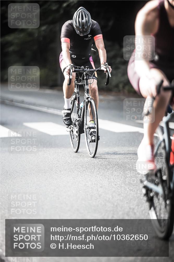 13.09.2026 - Stadtparktriathlon H.Heesch http://msf.ph/oto/10362650 13.09.2026 11:19:02 Radfahren 524, 598, 685, 694, 710, 721, 726, 778, 817 meine-sportfotos.de