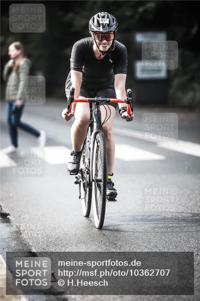 13.09.2026 - Stadtparktriathlon H.Heesch http://msf.ph/oto/10362707 13.09.2026 11:19:05 Radfahren 524, 598, 710, 721, 726, 778, 817 meine-sportfotos.de