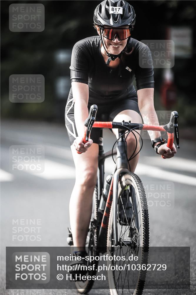 13.09.2026 - Stadtparktriathlon H.Heesch http://msf.ph/oto/10362729 13.09.2026 11:19:05 Radfahren 524, 598, 710, 721, 726, 778, 817 meine-sportfotos.de