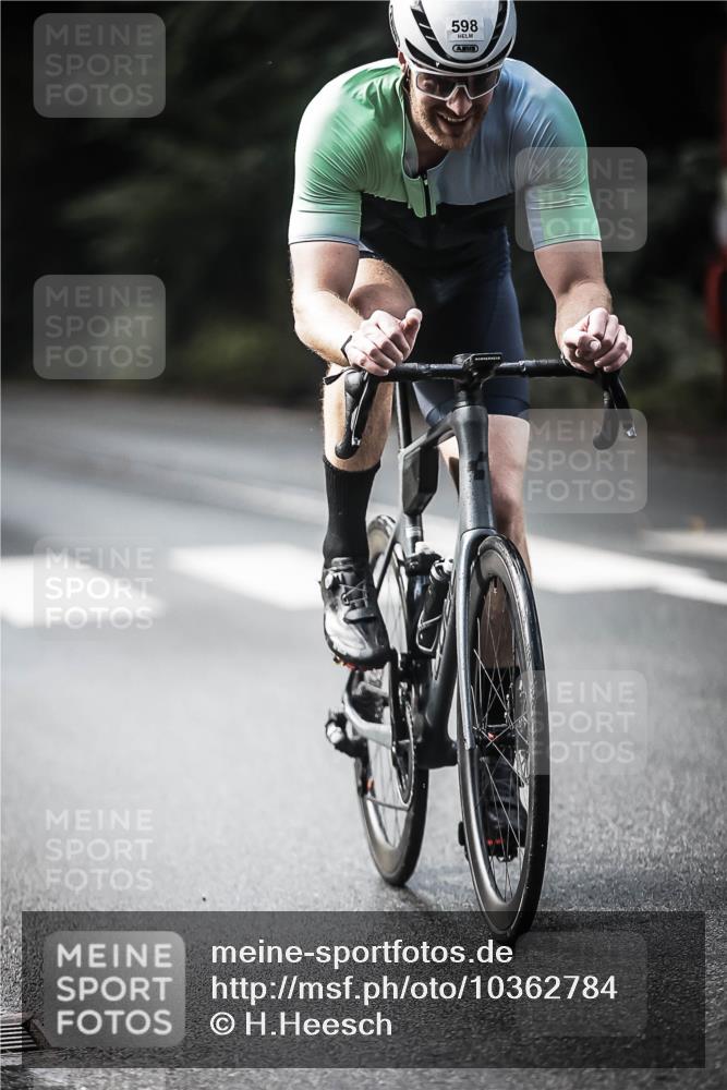 13.09.2026 - Stadtparktriathlon H.Heesch http://msf.ph/oto/10362784 13.09.2026 11:19:09 Radfahren 598, 706, 726, 731, 769, 817 meine-sportfotos.de