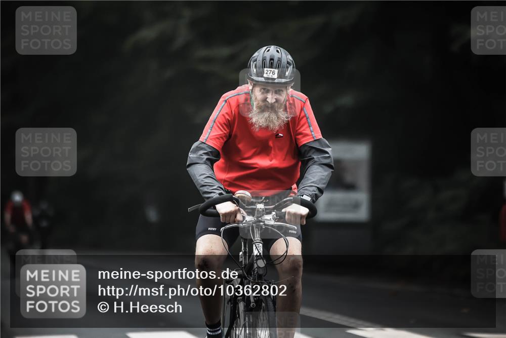 13.09.2026 - Stadtparktriathlon H.Heesch http://msf.ph/oto/10362802 13.09.2026 10:06:28 Radfahren 234, 276, 299 meine-sportfotos.de