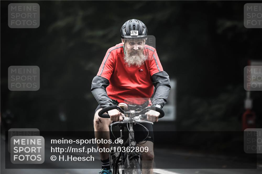 13.09.2026 - Stadtparktriathlon H.Heesch http://msf.ph/oto/10362809 13.09.2026 10:06:28 Radfahren 234, 276, 299 meine-sportfotos.de