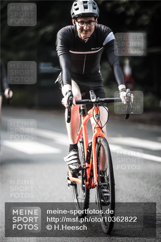 13.09.2026 - Stadtparktriathlon H.Heesch http://msf.ph/oto/10362822 13.09.2026 11:19:12 Radfahren 598, 706, 731, 769 meine-sportfotos.de