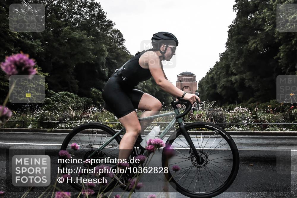 13.09.2026 - Stadtparktriathlon H.Heesch http://msf.ph/oto/10362828 13.09.2026 12:25:59 Radfahren 1005, 1065, 1141, 1150 meine-sportfotos.de