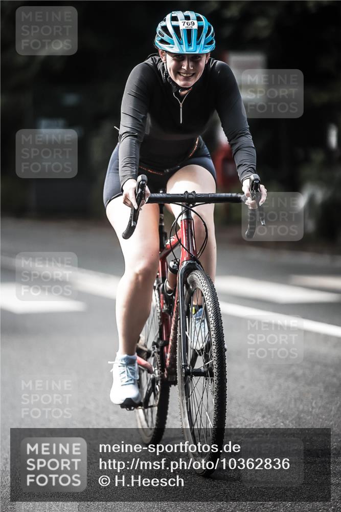 13.09.2026 - Stadtparktriathlon H.Heesch http://msf.ph/oto/10362836 13.09.2026 11:19:13 Radfahren 598, 706, 731, 769 meine-sportfotos.de