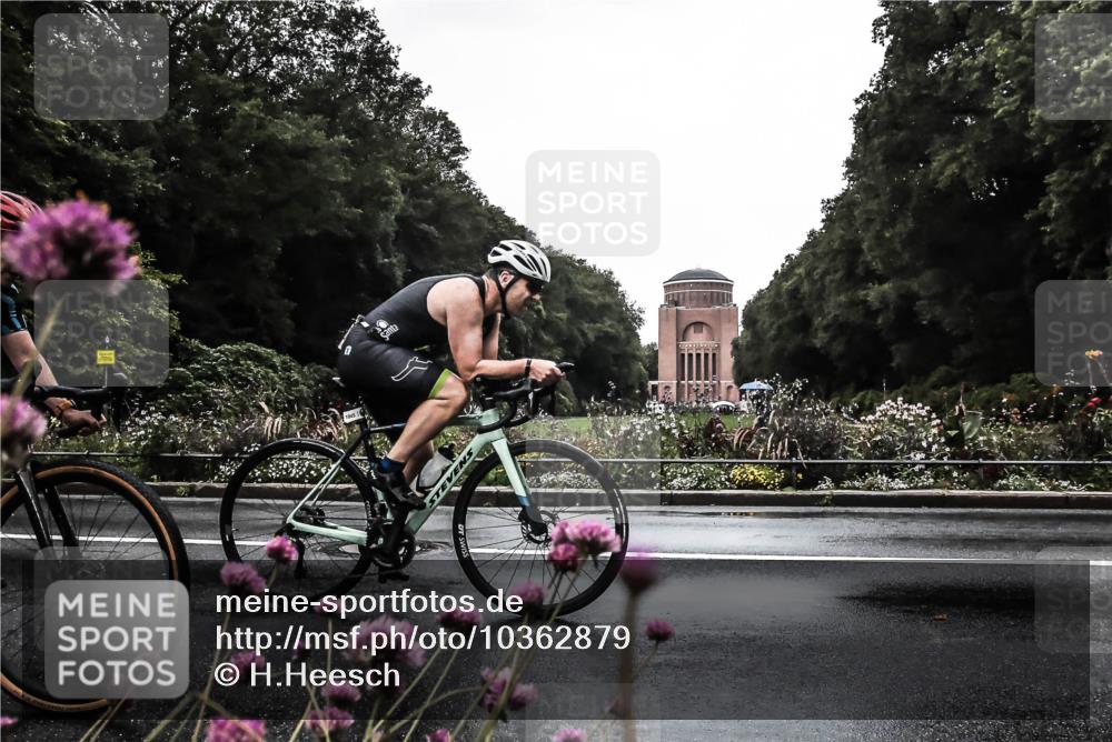 13.09.2026 - Stadtparktriathlon H.Heesch http://msf.ph/oto/10362879 13.09.2026 12:26:15 Radfahren 987, 1008, 1045, 1086, 1099, 1131 meine-sportfotos.de