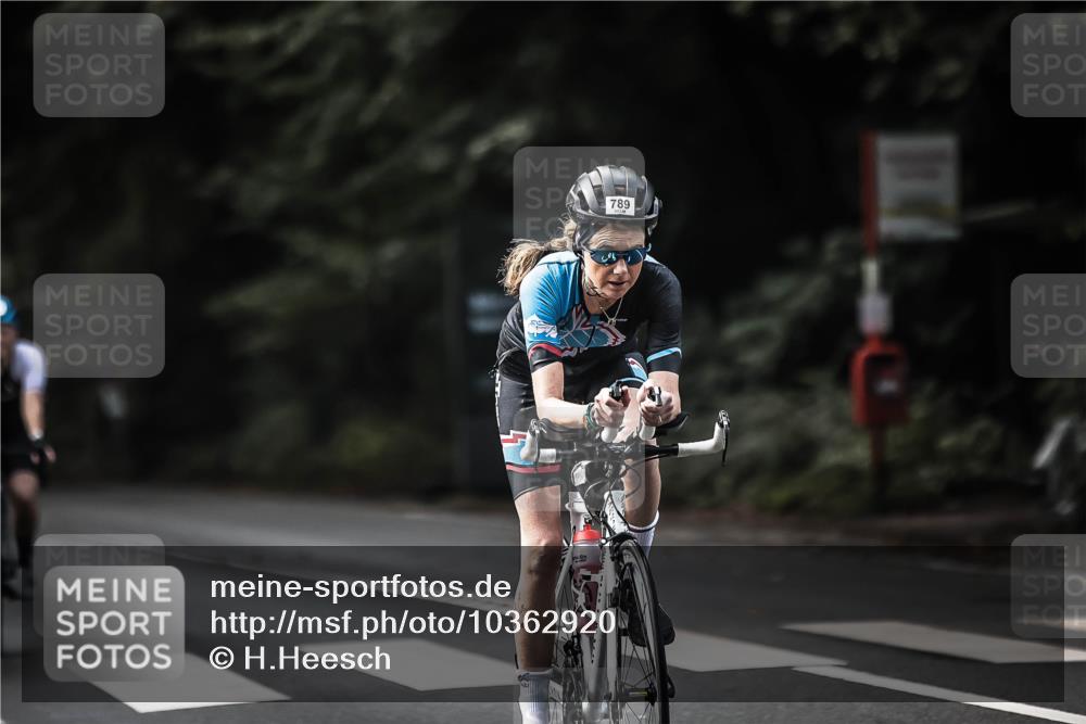 13.09.2026 - Stadtparktriathlon H.Heesch http://msf.ph/oto/10362920 13.09.2026 11:19:30 Radfahren 600, 612, 709, 733, 789, 808, 812, 822 meine-sportfotos.de