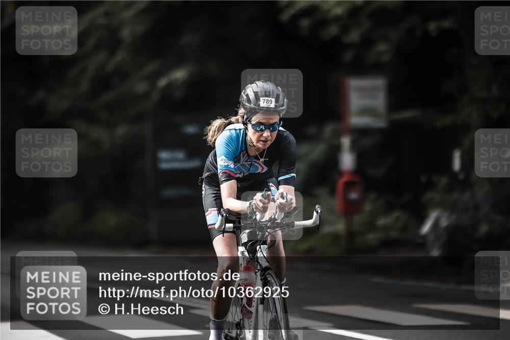 13.09.2026 - Stadtparktriathlon H.Heesch http://msf.ph/oto/10362925 13.09.2026 11:19:30 Radfahren 600, 612, 709, 733, 789, 808, 812, 822 meine-sportfotos.de