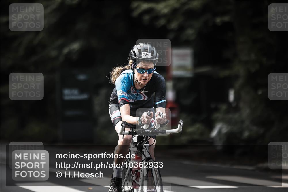 13.09.2026 - Stadtparktriathlon H.Heesch http://msf.ph/oto/10362933 13.09.2026 11:19:30 Radfahren 600, 612, 709, 733, 789, 808, 812, 822 meine-sportfotos.de