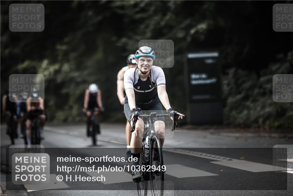 13.09.2026 - Stadtparktriathlon H.Heesch http://msf.ph/oto/10362949 13.09.2026 11:19:31 Radfahren 600, 612, 709, 733, 760, 789, 808, 812, 822 meine-sportfotos.de