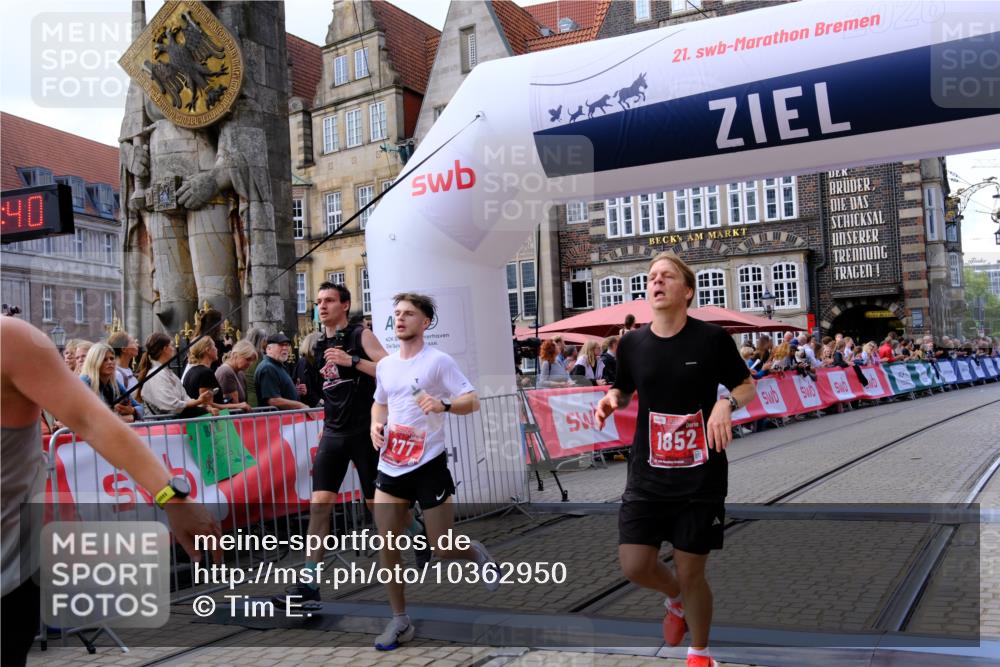 13.09.2026 - 21. swb-Marathon Bremen Tim E. http://msf.ph/oto/10362950 13.09.2026 13:00:29 Ziel 603, 671, 735, 912, 1571, 1758, 1911, 1930, 7015, 7170, 8689 meine-sportfotos.de