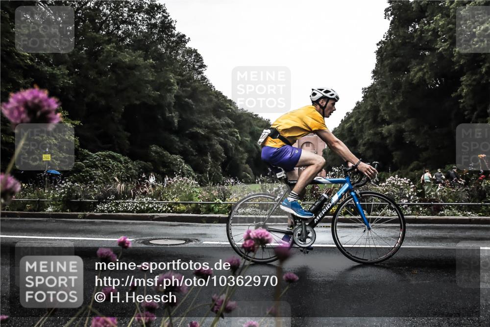 13.09.2026 - Stadtparktriathlon H.Heesch http://msf.ph/oto/10362970 13.09.2026 12:26:28 Radfahren 1027, 1029, 1067, 1073, 1078, 1083, 1146, 1167, 1184 meine-sportfotos.de