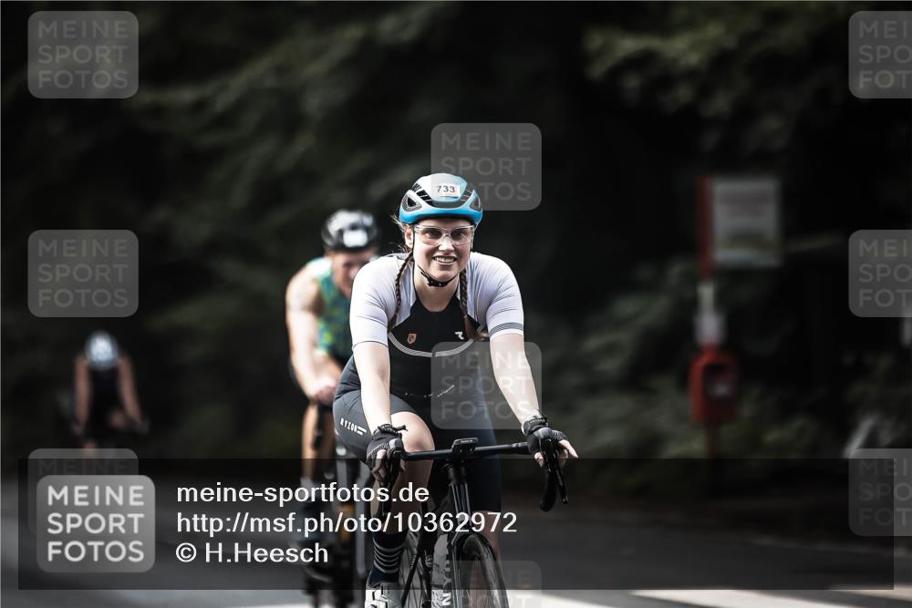 13.09.2026 - Stadtparktriathlon H.Heesch http://msf.ph/oto/10362972 13.09.2026 11:19:32 Radfahren 600, 612, 709, 733, 760, 789, 808, 812, 822 meine-sportfotos.de