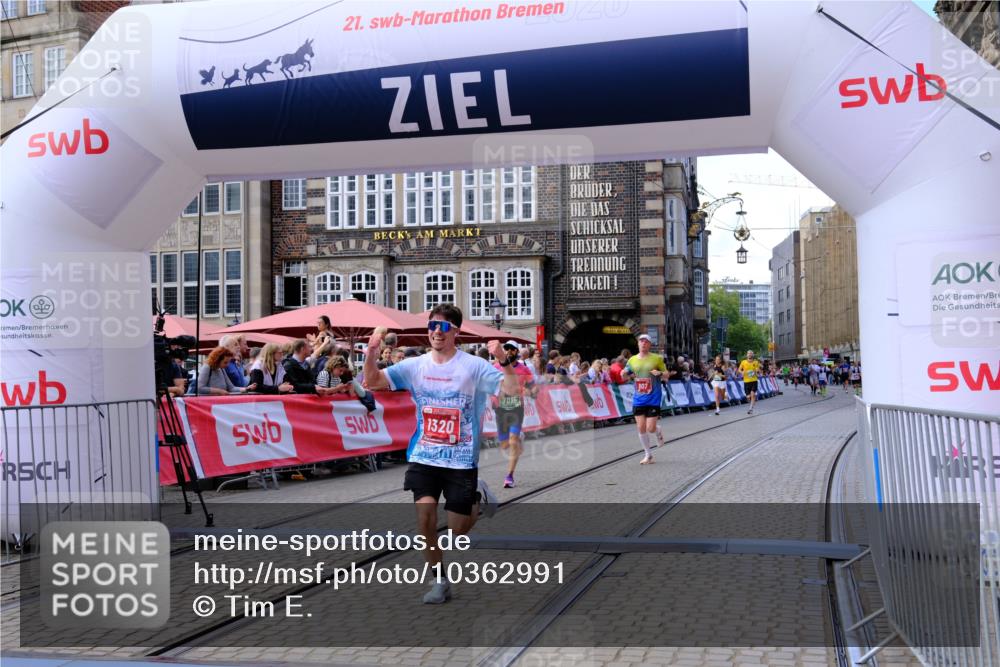 13.09.2026 - 21. swb-Marathon Bremen Tim E. http://msf.ph/oto/10362991 13.09.2026 13:00:38 Ziel 671, 912, 2683, 5776, 7015, 8689 meine-sportfotos.de