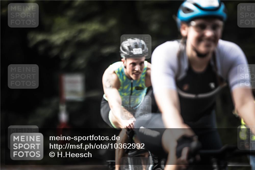 13.09.2026 - Stadtparktriathlon H.Heesch http://msf.ph/oto/10362992 13.09.2026 11:19:32 Radfahren 600, 612, 709, 733, 760, 789, 808, 812, 822 meine-sportfotos.de