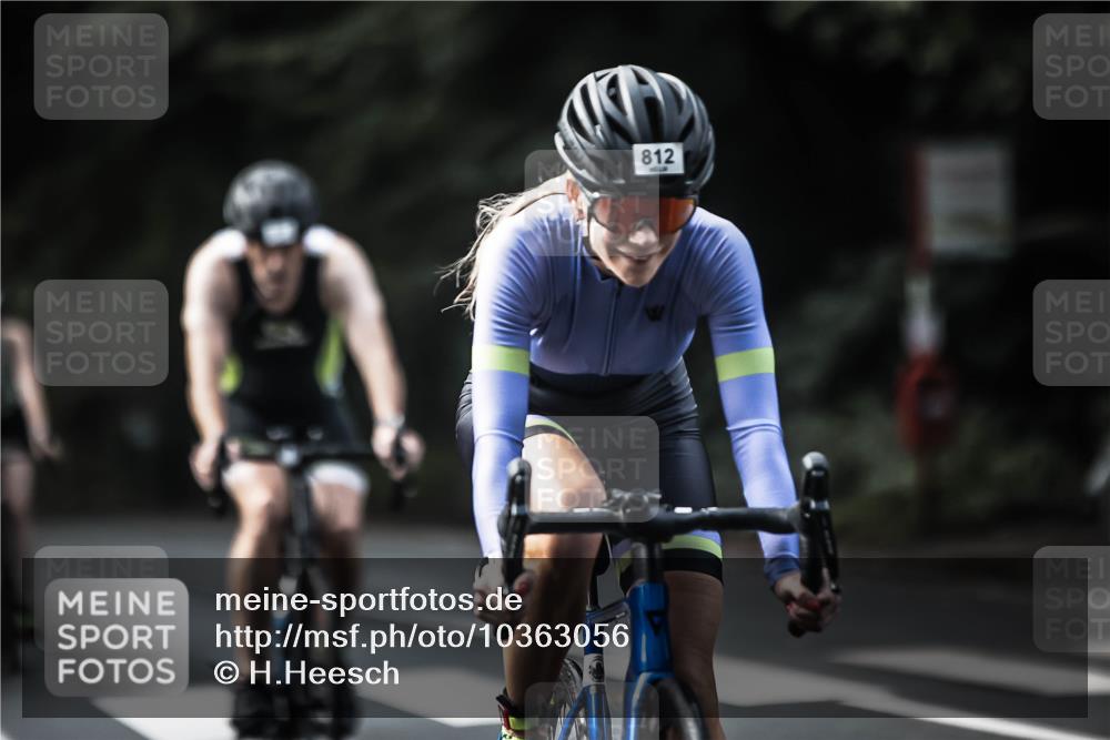13.09.2026 - Stadtparktriathlon H.Heesch http://msf.ph/oto/10363056 13.09.2026 11:19:35 Radfahren 600, 612, 709, 733, 760, 789, 812, 822 meine-sportfotos.de