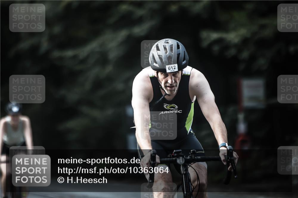 13.09.2026 - Stadtparktriathlon H.Heesch http://msf.ph/oto/10363064 13.09.2026 11:19:36 Radfahren 600, 612, 709, 733, 760, 789, 812, 822 meine-sportfotos.de