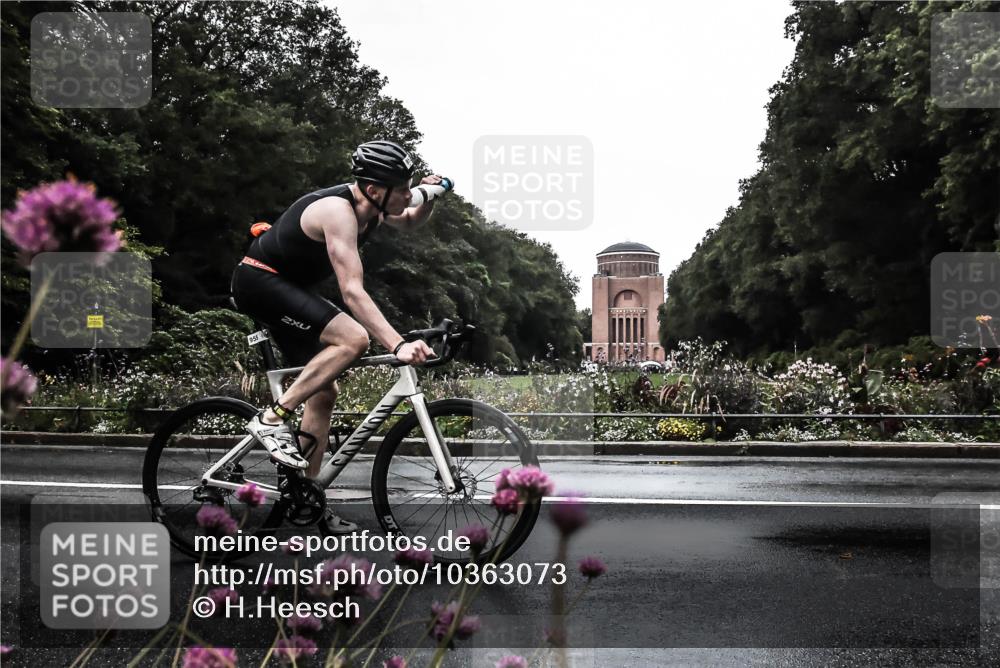 13.09.2026 - Stadtparktriathlon H.Heesch http://msf.ph/oto/10363073 13.09.2026 12:26:51 Radfahren 955, 970, 1024, 1144, 1145 meine-sportfotos.de