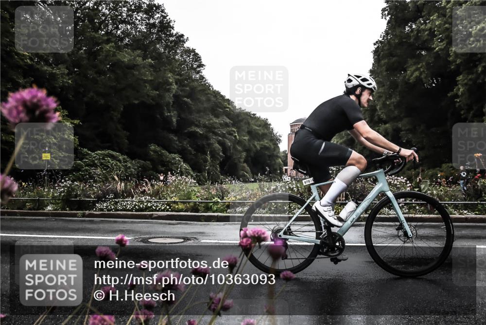 13.09.2026 - Stadtparktriathlon H.Heesch http://msf.ph/oto/10363093 13.09.2026 12:26:54 Radfahren 955, 970, 1024, 1106, 1144, 1145 meine-sportfotos.de