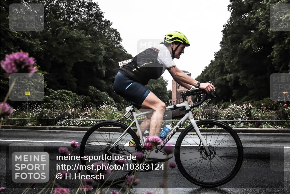 13.09.2026 - Stadtparktriathlon H.Heesch http://msf.ph/oto/10363124 13.09.2026 12:27:11 Radfahren 1028, 1132, 1177, 1187 meine-sportfotos.de