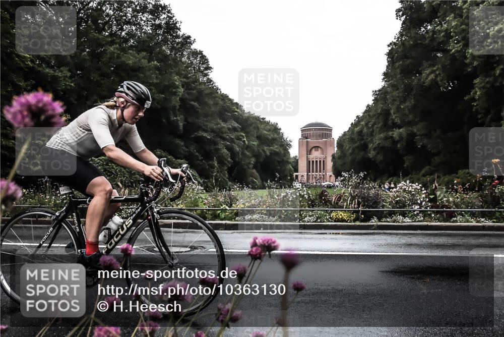 13.09.2026 - Stadtparktriathlon H.Heesch http://msf.ph/oto/10363130 13.09.2026 12:27:19 Radfahren 1173 meine-sportfotos.de