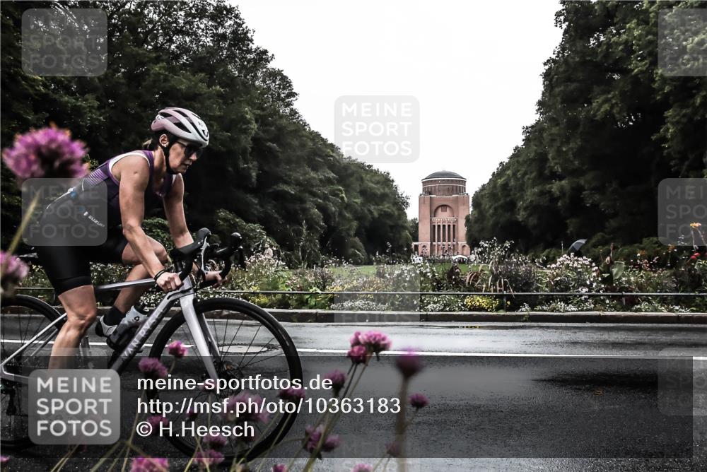 13.09.2026 - Stadtparktriathlon H.Heesch http://msf.ph/oto/10363183 13.09.2026 12:27:43 Radfahren 1007, 1075, 1102, 1112, 1181 meine-sportfotos.de