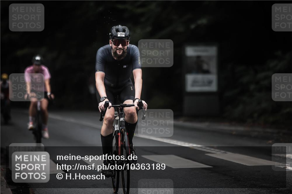 13.09.2026 - Stadtparktriathlon H.Heesch http://msf.ph/oto/10363189 13.09.2026 13:10:34 Radfahren 1193, 1204, 1363, 1380, 1389, 1393, 1411 meine-sportfotos.de