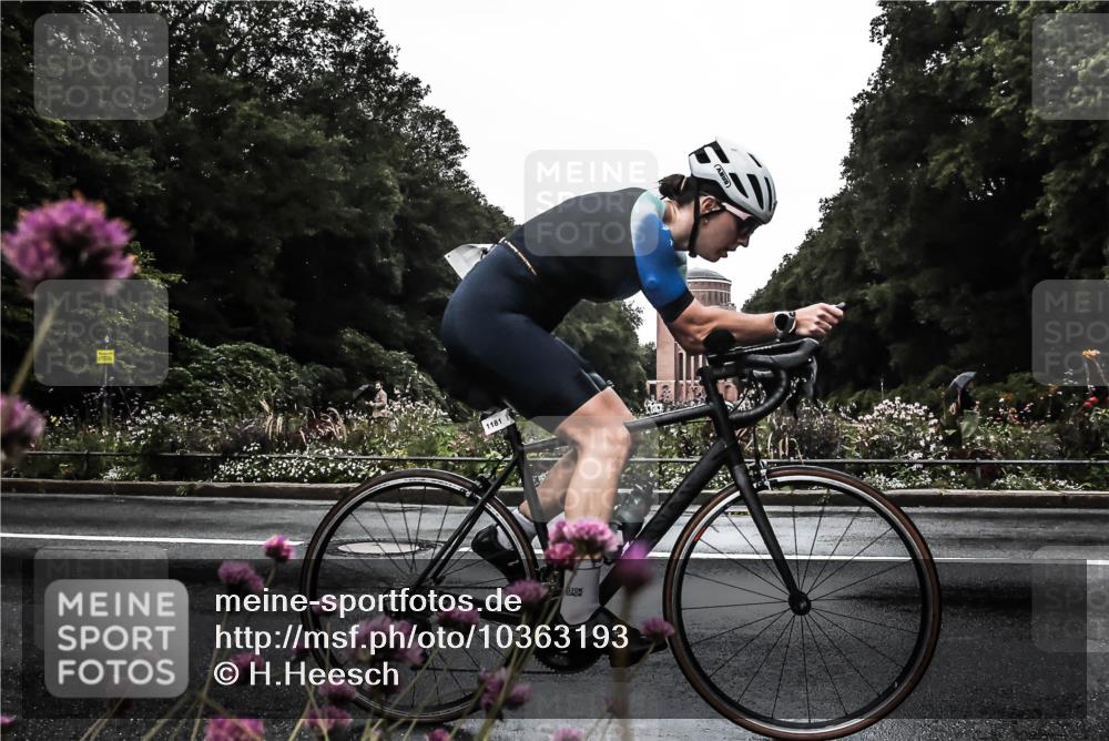 13.09.2026 - Stadtparktriathlon H.Heesch http://msf.ph/oto/10363193 13.09.2026 12:27:44 Radfahren 1007, 1075, 1102, 1112, 1181 meine-sportfotos.de