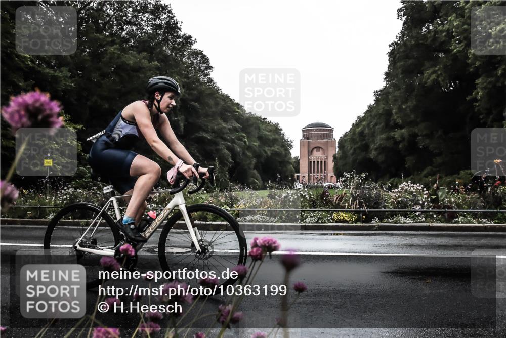 13.09.2026 - Stadtparktriathlon H.Heesch http://msf.ph/oto/10363199 13.09.2026 12:27:45 Radfahren 1075, 1102, 1112, 1181 meine-sportfotos.de