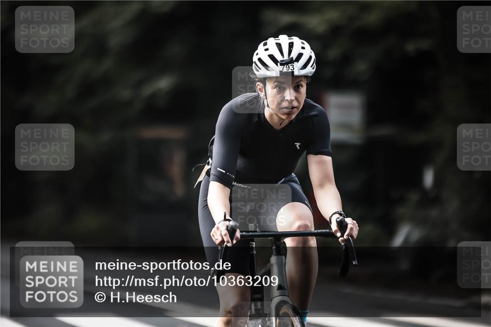 13.09.2026 - Stadtparktriathlon H.Heesch http://msf.ph/oto/10363209 13.09.2026 11:19:51 Radfahren 591, 595, 619, 716, 720, 749, 793, 799 meine-sportfotos.de