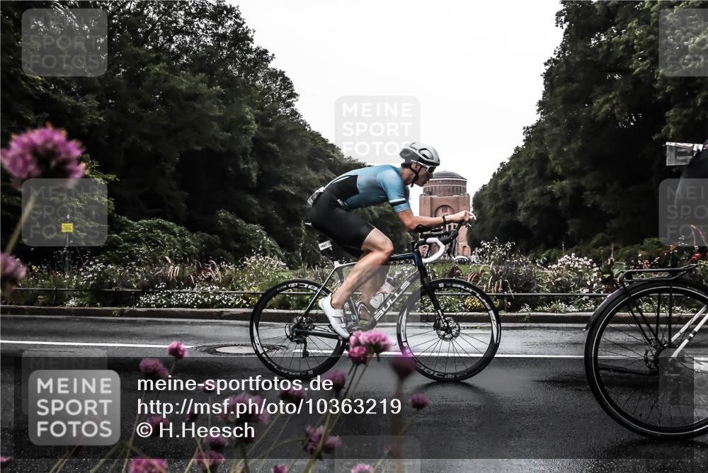 13.09.2026 - Stadtparktriathlon H.Heesch http://msf.ph/oto/10363219 13.09.2026 12:27:55 Radfahren 986, 1061, 1090, 1148, 1157 meine-sportfotos.de