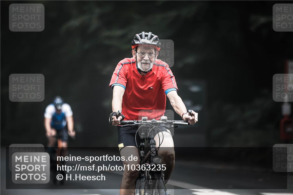 13.09.2026 - Stadtparktriathlon H.Heesch http://msf.ph/oto/10363235 13.09.2026 10:07:44 Radfahren 269, 341 meine-sportfotos.de