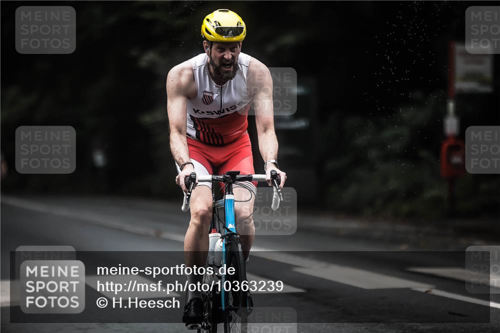 13.09.2026 - Stadtparktriathlon H.Heesch http://msf.ph/oto/10363239 13.09.2026 13:10:39 Radfahren 1193, 1363, 1380, 1389, 1411, 1427 meine-sportfotos.de