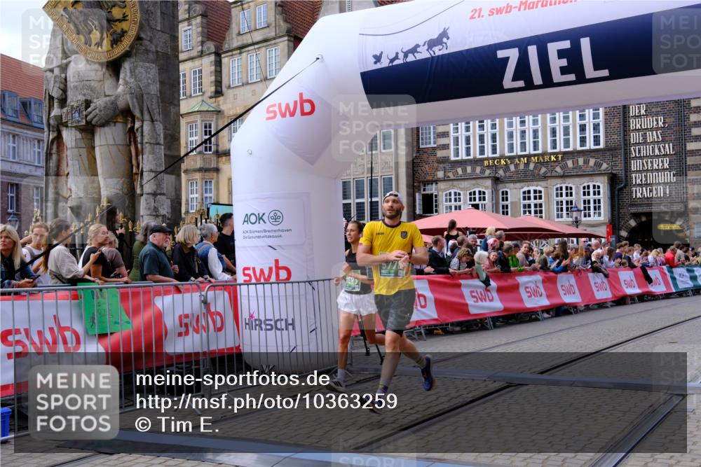 13.09.2026 - 21. swb-Marathon Bremen Tim E. http://msf.ph/oto/10363259 13.09.2026 13:00:44 Ziel 671, 1136, 1550, 1754, 2683, 5776, 7015 meine-sportfotos.de