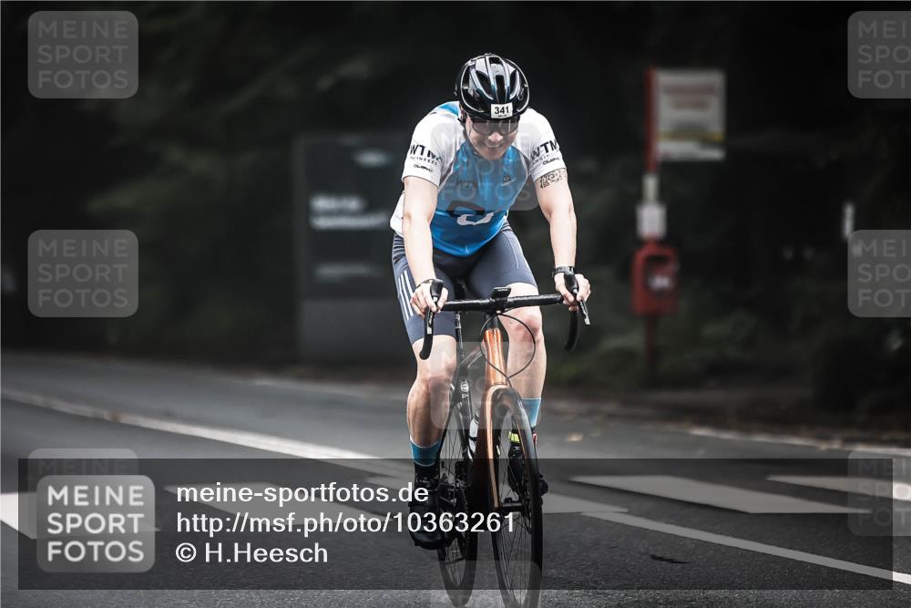 13.09.2026 - Stadtparktriathlon H.Heesch http://msf.ph/oto/10363261 13.09.2026 10:07:46 Radfahren 227, 269, 341 meine-sportfotos.de