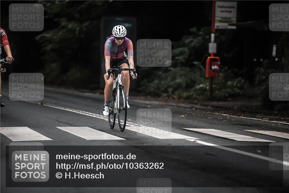 13.09.2026 - Stadtparktriathlon H.Heesch http://msf.ph/oto/10363262 13.09.2026 13:10:56 Radfahren 1251, 1293, 1334, 1347, 1356, 1364 meine-sportfotos.de