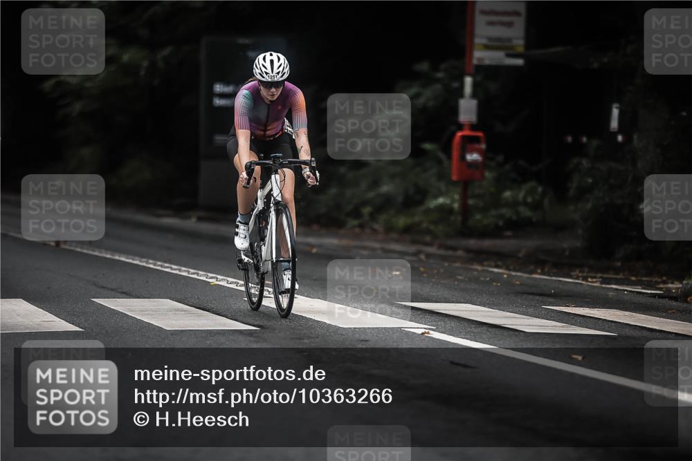 13.09.2026 - Stadtparktriathlon H.Heesch http://msf.ph/oto/10363266 13.09.2026 13:10:56 Radfahren 1251, 1293, 1334, 1347, 1356, 1364 meine-sportfotos.de