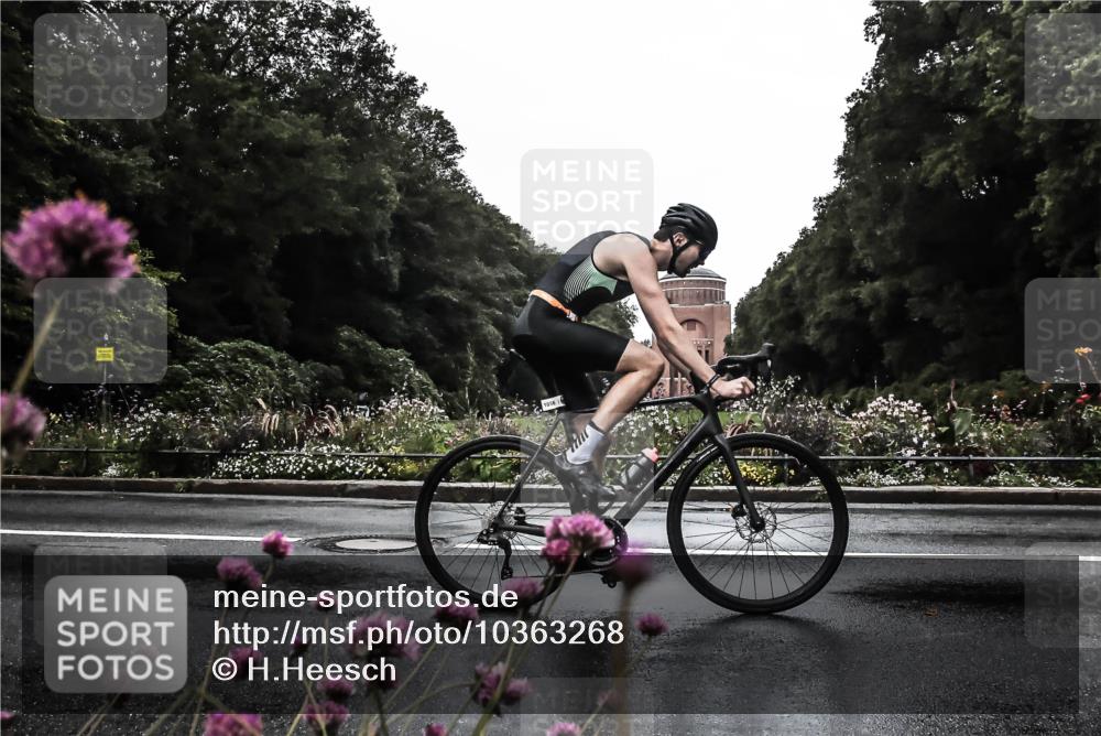 13.09.2026 - Stadtparktriathlon H.Heesch http://msf.ph/oto/10363268 13.09.2026 12:28:15 Radfahren 999, 1004, 1056, 1138, 1152 meine-sportfotos.de