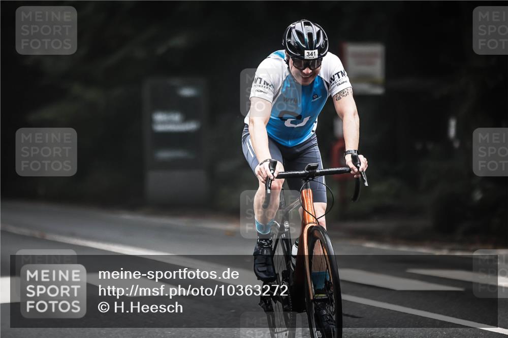 13.09.2026 - Stadtparktriathlon H.Heesch http://msf.ph/oto/10363272 13.09.2026 10:07:46 Radfahren 227, 269, 341 meine-sportfotos.de