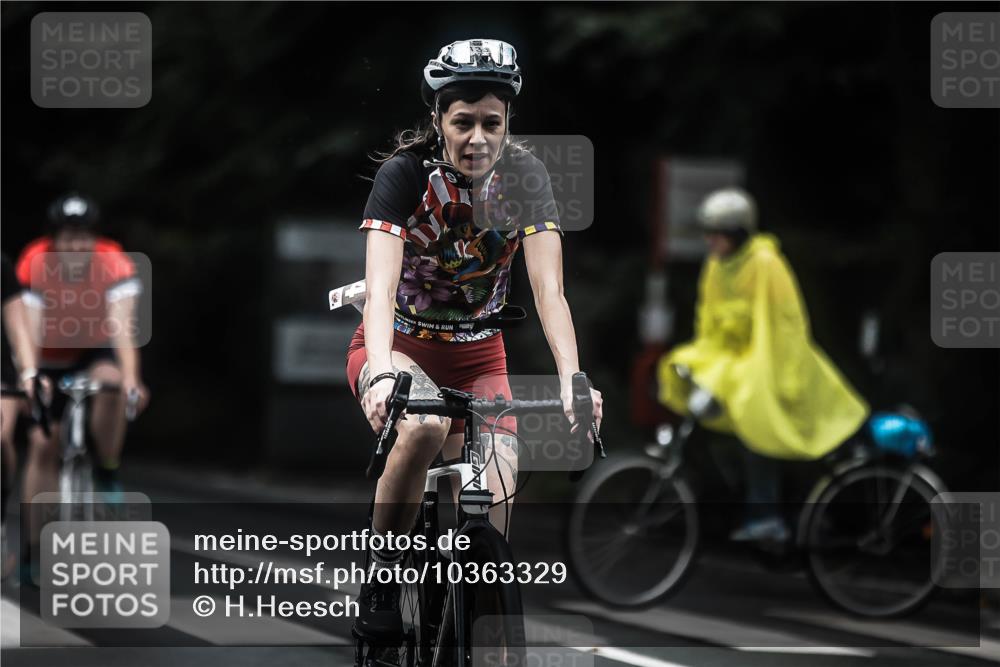 13.09.2026 - Stadtparktriathlon H.Heesch http://msf.ph/oto/10363329 13.09.2026 13:11:01 Radfahren 1251, 1293, 1334, 1347, 1356, 1364 meine-sportfotos.de