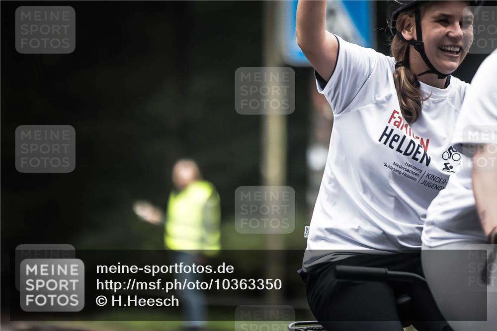 13.09.2026 - Stadtparktriathlon H.Heesch http://msf.ph/oto/10363350 13.09.2026 10:08:09 Radfahren 232, 248, 287, 292, 338 meine-sportfotos.de