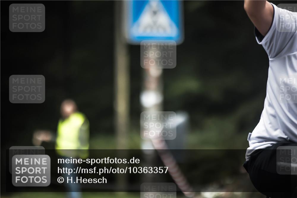 13.09.2026 - Stadtparktriathlon H.Heesch http://msf.ph/oto/10363357 13.09.2026 10:08:09 Radfahren 232, 248, 287, 292, 338 meine-sportfotos.de