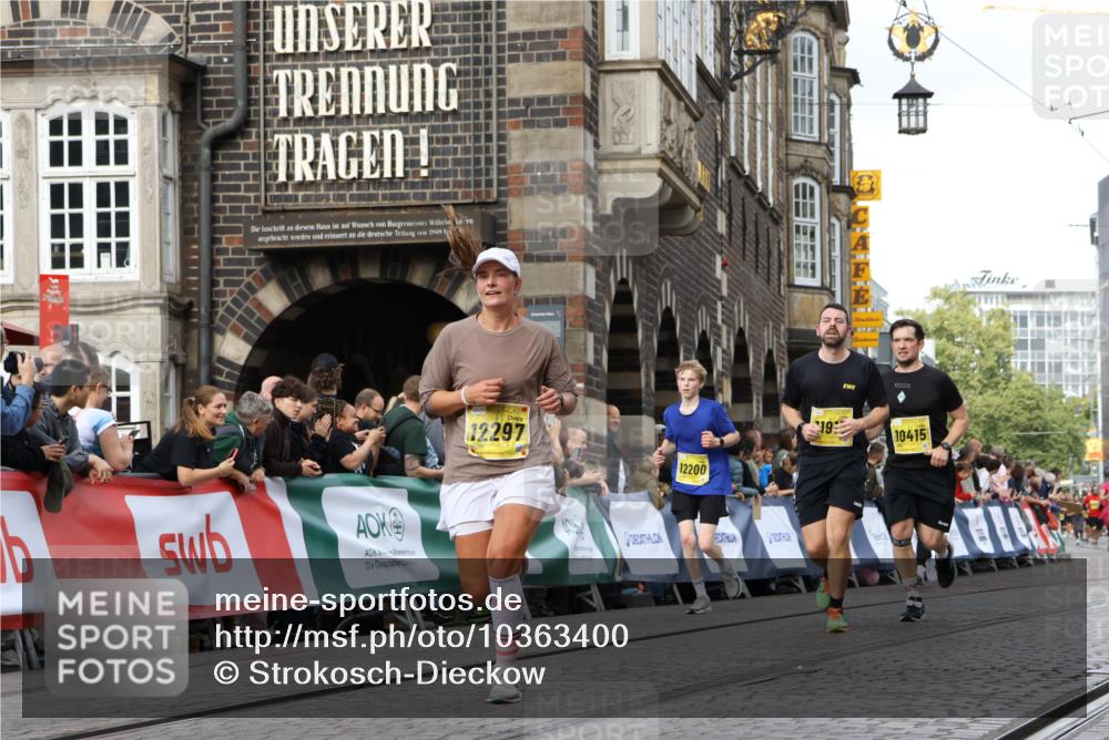 13.09.2026 - 21. swb-Marathon Bremen Strokosch-Dieckow http://msf.ph/oto/10363400 13.09.2026 10:59:14 Ziel 10254, 10383, 10427, 10477, 10485, 10787, 10794, 10832, 10843, 10948, 11034, 11228, 11267, 11278, 11488, 11602, 12015, 12127, 12130, 12131, 12176, 12271, 12297, 12414, 10377, 10492, 10922, 11151, 11500, 11873, 12267, 12295, 12537, 12541 meine-sportfotos.de