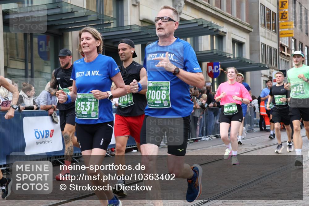13.09.2026 - 21. swb-Marathon Bremen Strokosch-Dieckow http://msf.ph/oto/10363402 13.09.2026 13:36:52 Ziel 869, 950, 1180, 1285, 1849, 1854, 1991, 2241, 2531, 2930, 3122, 3333, 3627, 3732, 3787, 3823, 3894, 3909, 4261, 4410, 4448, 4932, 4947, 5388, 5547, 5577, 5612, 5791, 6046, 6056, 6431, 6629, 6904, 6947, 6961, 7006, 7046, 7398, 7445, 7571, 7937, 8268, 8443, 8458, 8753, 8839, 9140, 9310, 9317, 9415, 9589, 9701, 9840, 13077, 164, 551, 813, 843, 1641, 1936, 2275, 2467, 2673, 2731, 2819, 2823, 3067, 3122, 3541, 3585, 3635, 3815, 3874, 3998, 4006, 4050, 5236, 5355, 6269, 6408, 7046 meine-sportfotos.de