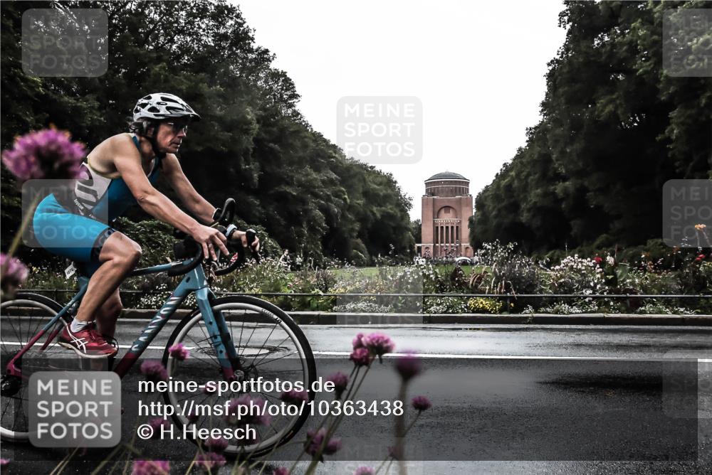 13.09.2026 - Stadtparktriathlon H.Heesch http://msf.ph/oto/10363438 13.09.2026 12:29:22 Radfahren 957, 1035, 1076, 1123 meine-sportfotos.de