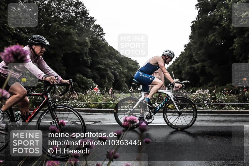 13.09.2026 - Stadtparktriathlon H.Heesch http://msf.ph/oto/10363445 13.09.2026 12:29:24 Radfahren 960, 1035, 1076, 1123 meine-sportfotos.de