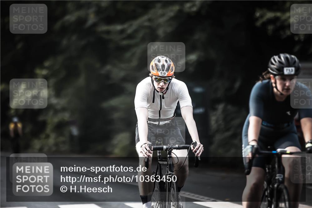 13.09.2026 - Stadtparktriathlon H.Heesch http://msf.ph/oto/10363450 13.09.2026 11:20:09 Radfahren 510, 666, 702, 713, 796 meine-sportfotos.de