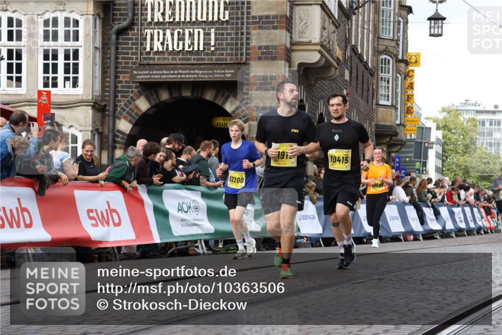 13.09.2026 - 21. swb-Marathon Bremen Strokosch-Dieckow http://msf.ph/oto/10363506 13.09.2026 10:59:15 Ziel 10254, 10383, 10427, 10477, 10485, 10787, 10794, 10832, 10843, 10948, 11034, 11228, 11267, 11278, 11602, 12015, 12127, 12130, 12131, 12176, 12271, 12297, 12414, 10377, 10492, 10745, 10922, 11151, 11207, 11500, 11519, 11873, 12267, 12295, 12537 meine-sportfotos.de
