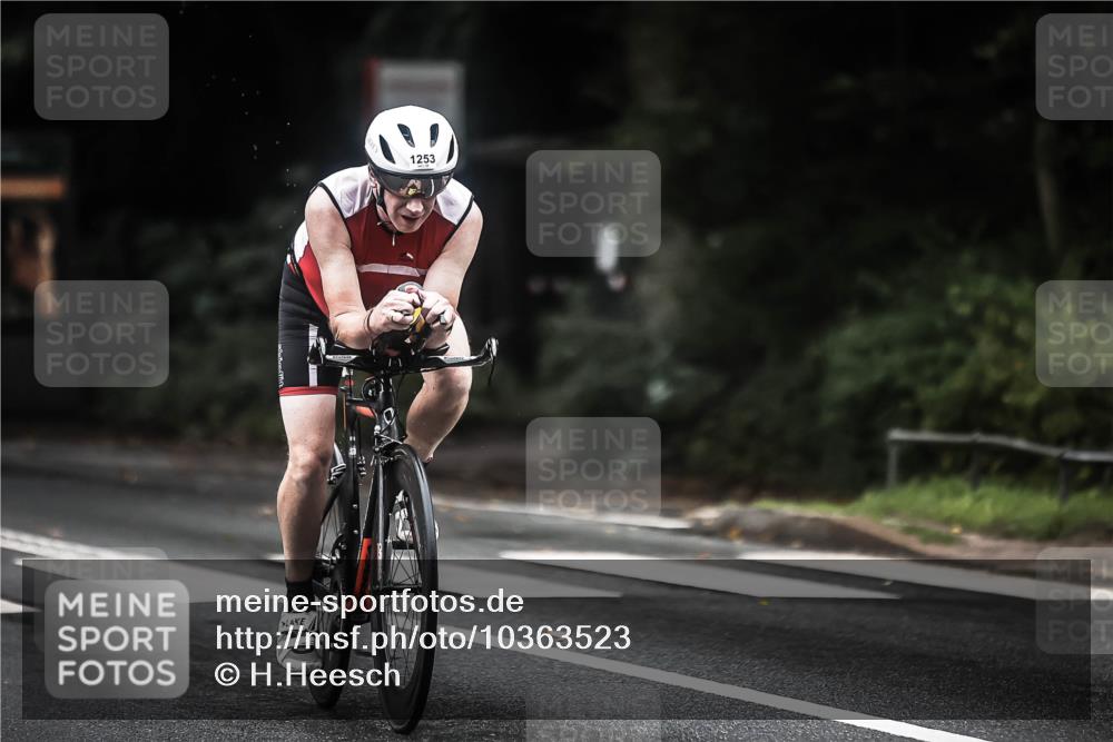 13.09.2026 - Stadtparktriathlon H.Heesch http://msf.ph/oto/10363523 13.09.2026 13:11:18 Radfahren 1191, 1253, 1384, 1404 meine-sportfotos.de