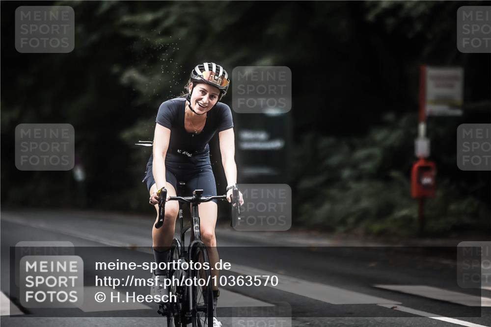 13.09.2026 - Stadtparktriathlon H.Heesch http://msf.ph/oto/10363570 13.09.2026 13:11:23 Radfahren 1191, 1200, 1253, 1359, 1465 meine-sportfotos.de
